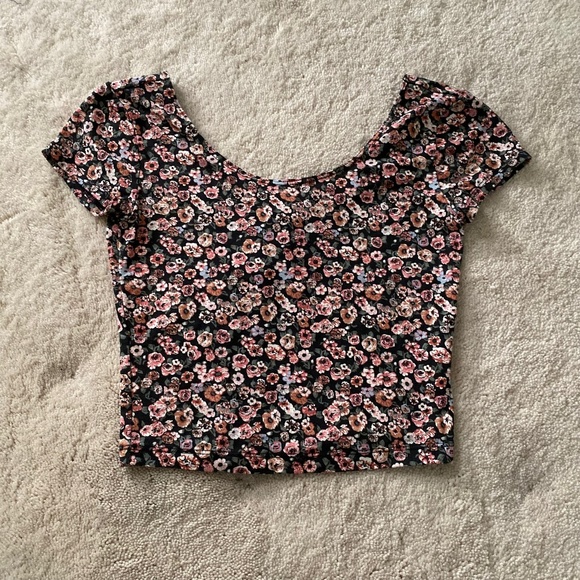 Garage Floral Crop Top - Picture 1 of 3